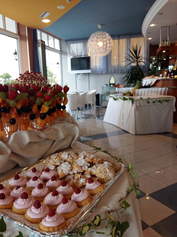 Hotel Bellevue Caorle Exterior photo
