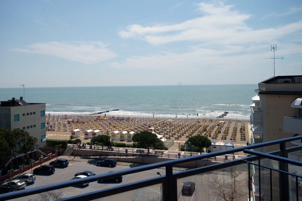 Hotel Bellevue Caorle Exterior photo